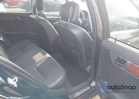 2010 Mercedes-Benz C 300 Luxury 4Matic/Sport 4Matic from USA, damaged, VIN WDDGF8BB9AF423576